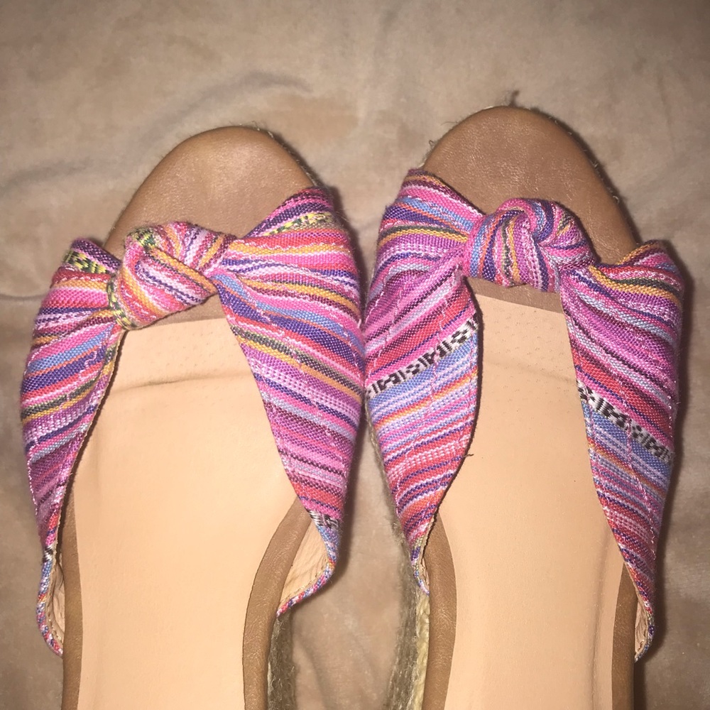 Platform/heel sandals Being Donated August 31st